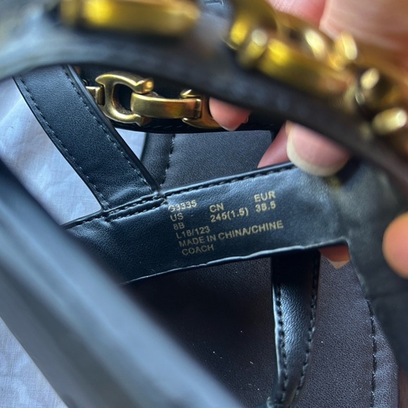 Coach Jenna Signature Chain T-Bar Black leather Sandals Sz-8. R - Picture 11 of 12